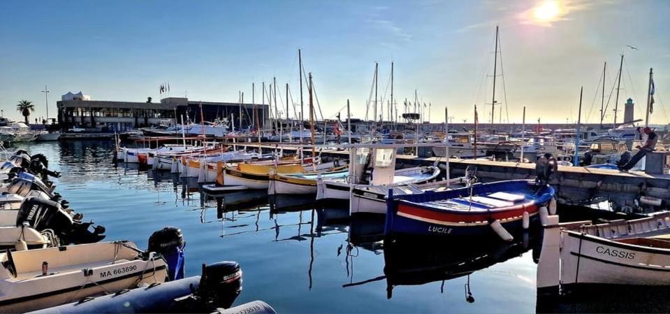 Superbestouan 6 Personnes Clim, Fibre, Parking Cassis